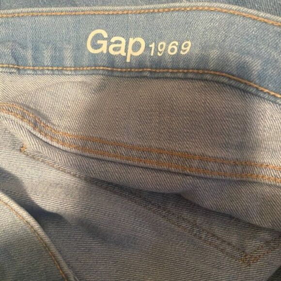 GAP 1969 Embroidered Floral design 5 pocket straight leg jeans, size 16L - Picture 3 of 5